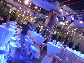 上海專業慶典服務全攻略 舞臺搭建、活動策劃與婚慶廠慶一站式解決方案